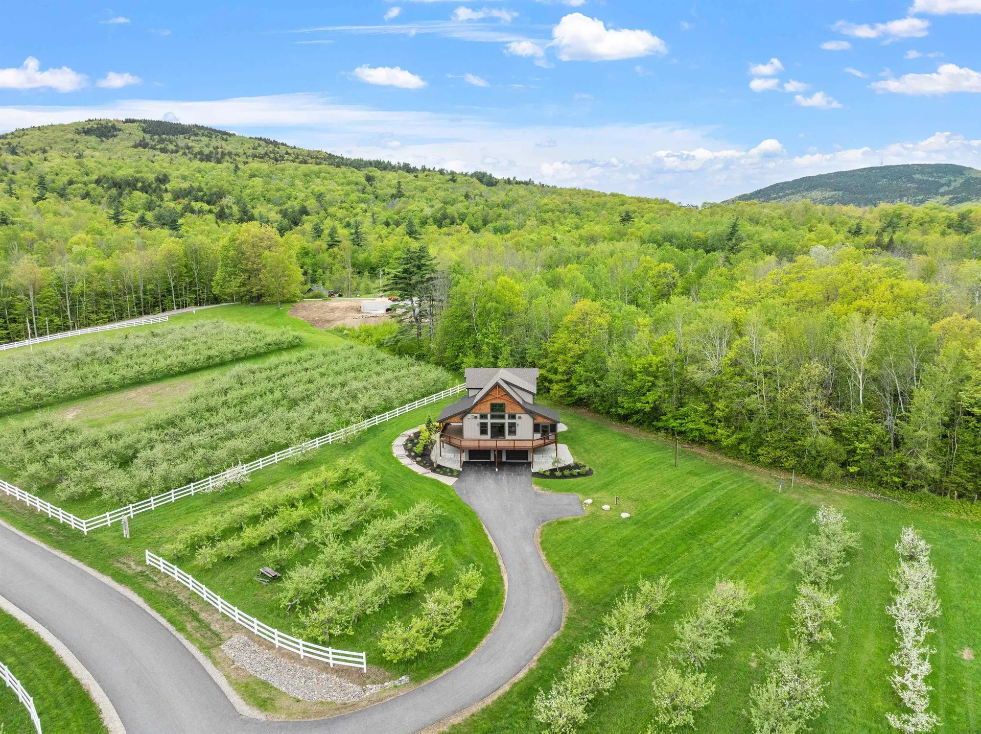 22 Ginger Gold Way Gilford NH 03249