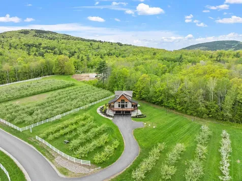 22 Ginger Gold Way Gilford NH 03249