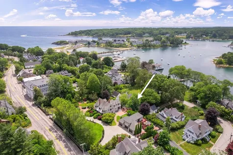 425 York Street York ME 03911