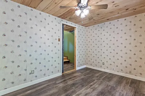 388 Perch Pond Road Holderness NH 03245