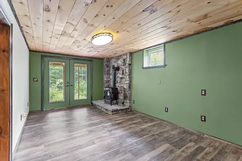 388 Perch Pond Road Holderness NH 03245