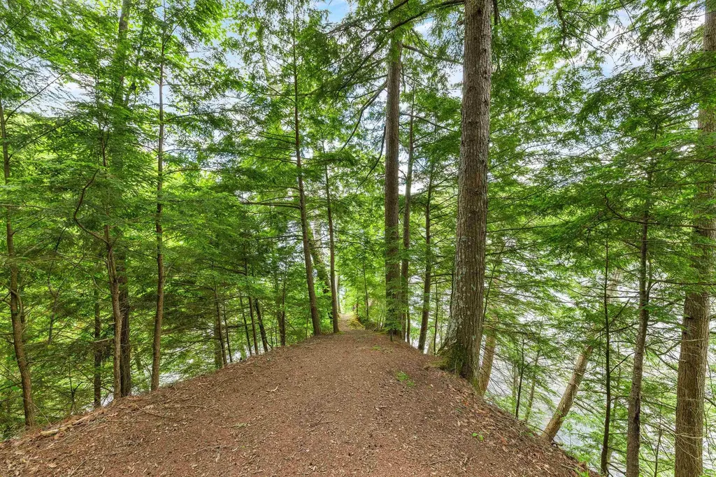 26 River Road Hanover NH 03755