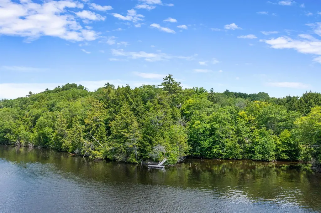 26 River Road Hanover NH 03755