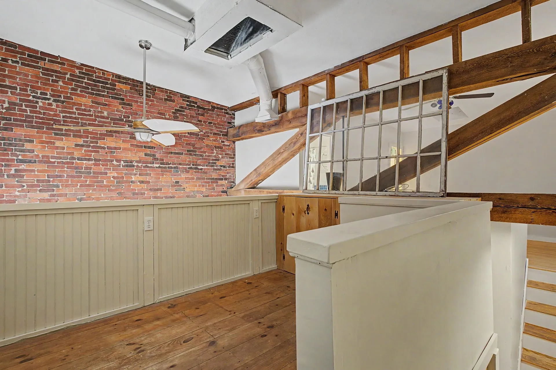 32 Market Street Somersworth NH 03878