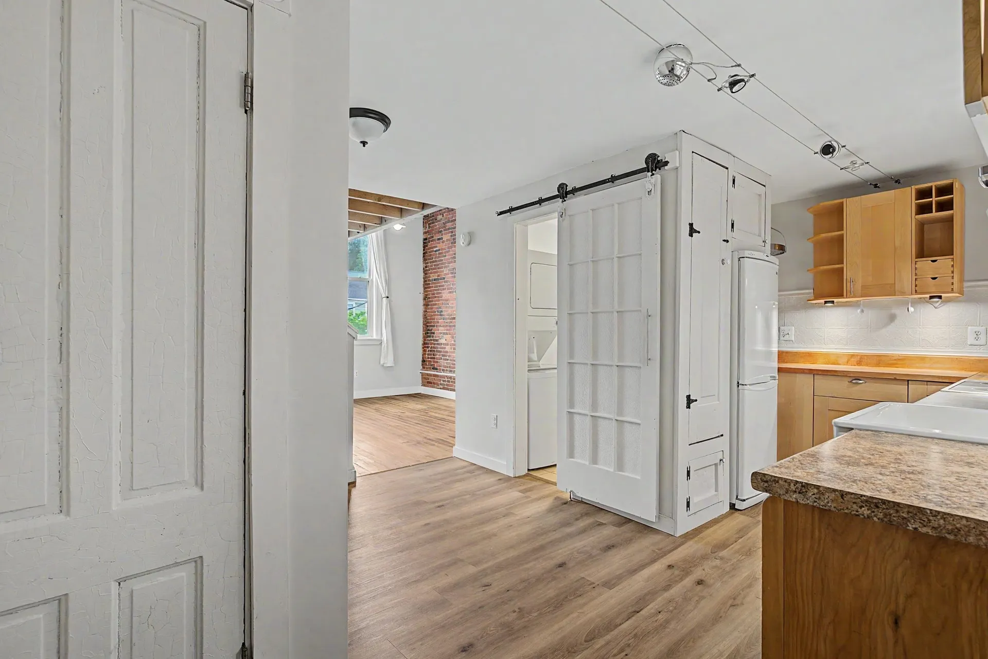 32 Market Street Somersworth NH 03878