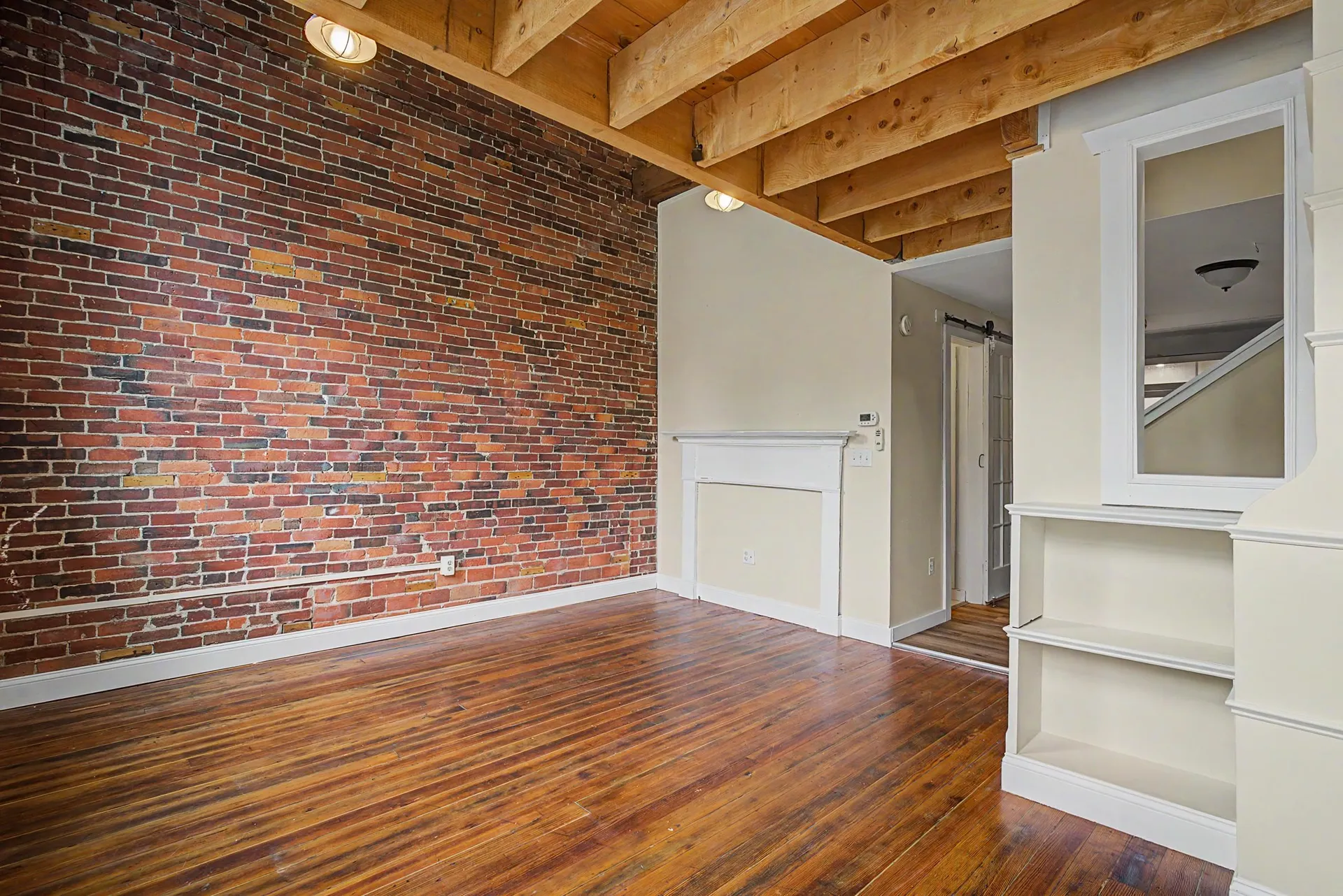 32 Market Street Somersworth NH 03878