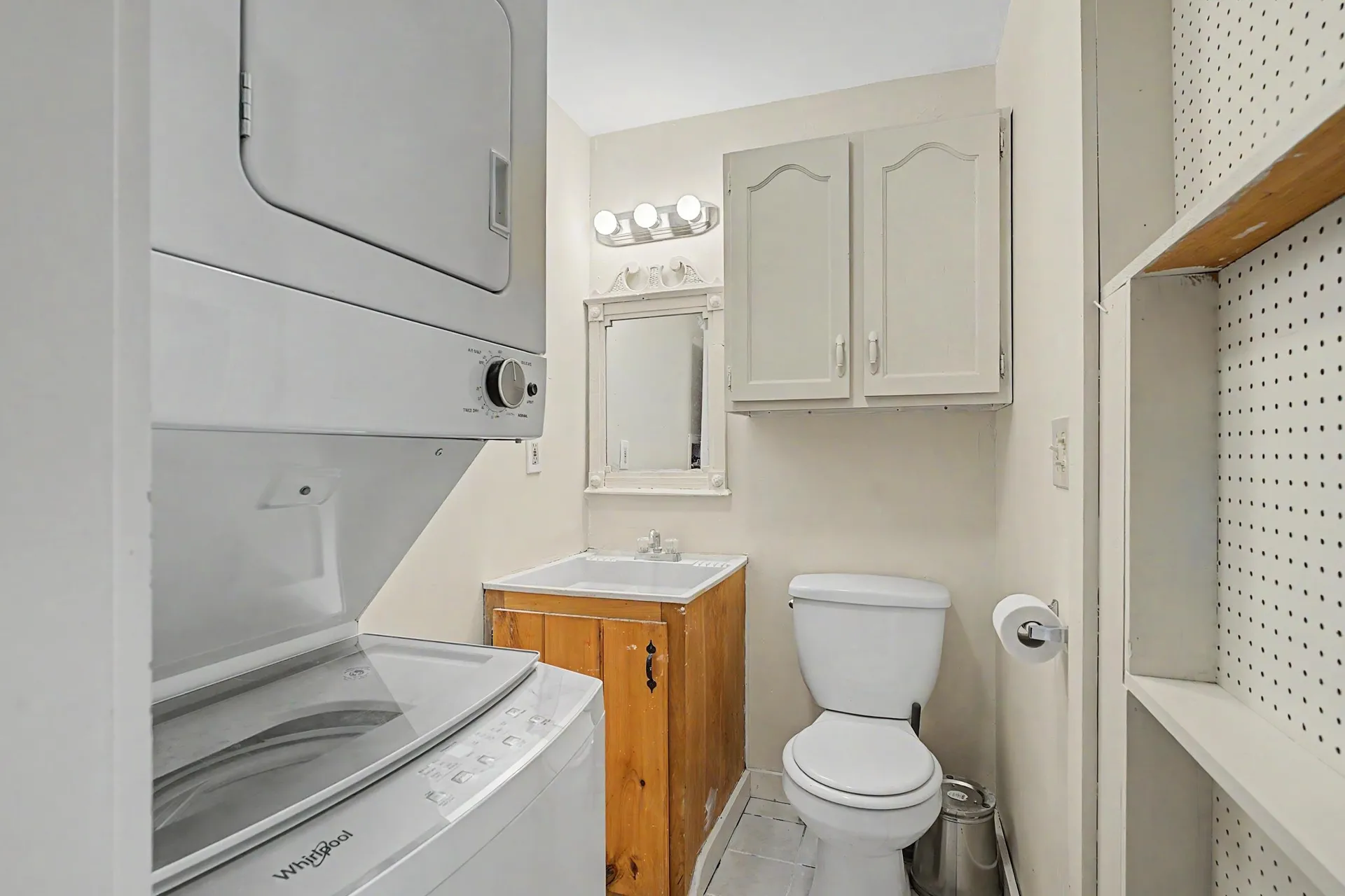 32 Market Street Somersworth NH 03878