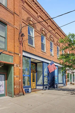 32 Market Street Somersworth NH 03878