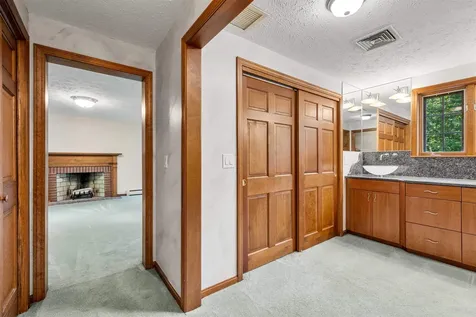 54 Crestwood Drive Hollis NH 03049