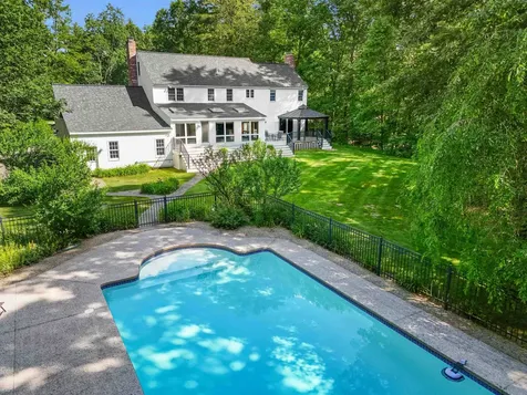 54 Crestwood Drive Hollis NH 03049