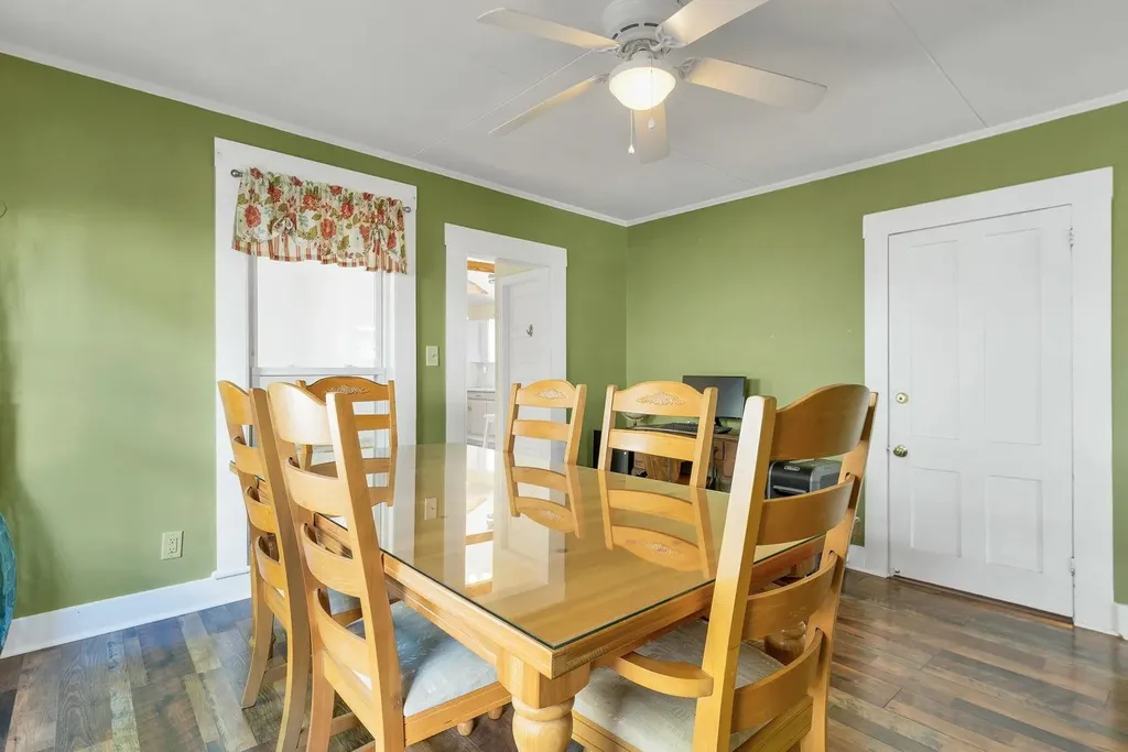 19 Monroe Street Concord NH 03301-3615