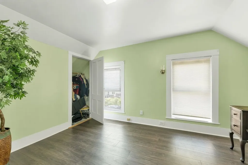 19 Monroe Street Concord NH 03301-3615