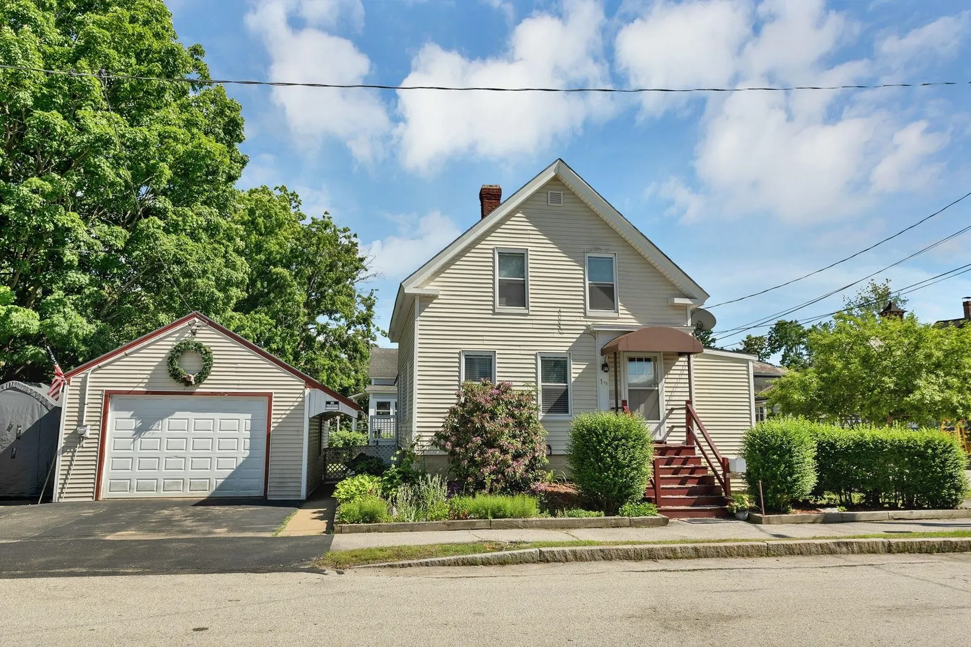 19 Monroe Street Concord NH 03301-3615