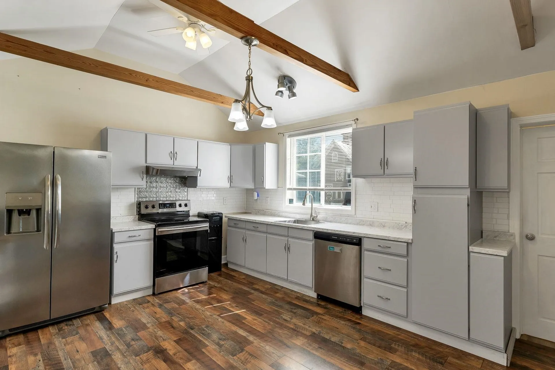 19 Monroe Street Concord NH 03301-3615