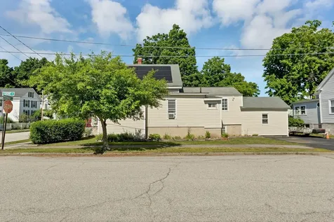 19 Monroe Street Concord NH 03301-3615