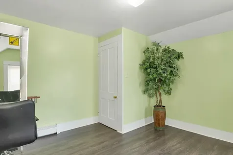 19 Monroe Street Concord NH 03301-3615