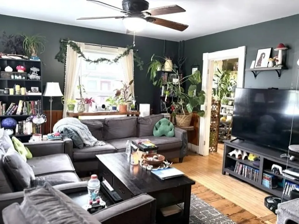 421 Laurel Street Manchester NH 03103