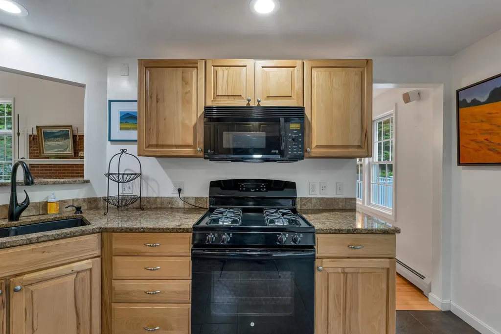 25 James Lane Hebron NH 03241