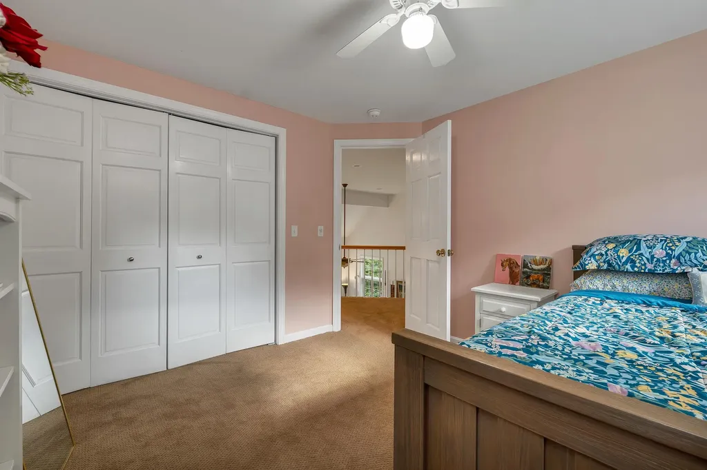 25 James Lane Hebron NH 03241