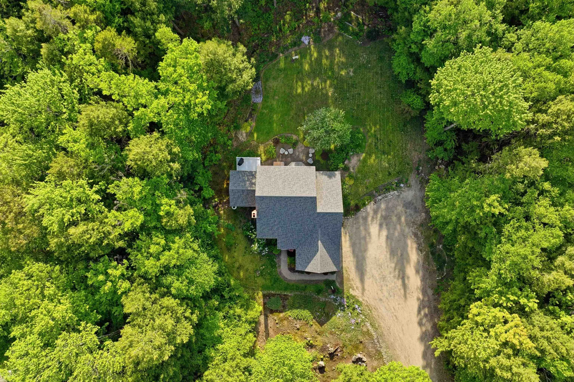 25 James Lane Hebron NH 03241