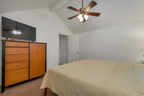 25 James Lane Hebron NH 03241