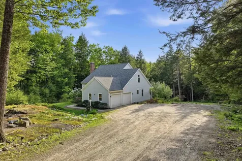 25 James Lane Hebron NH 03241