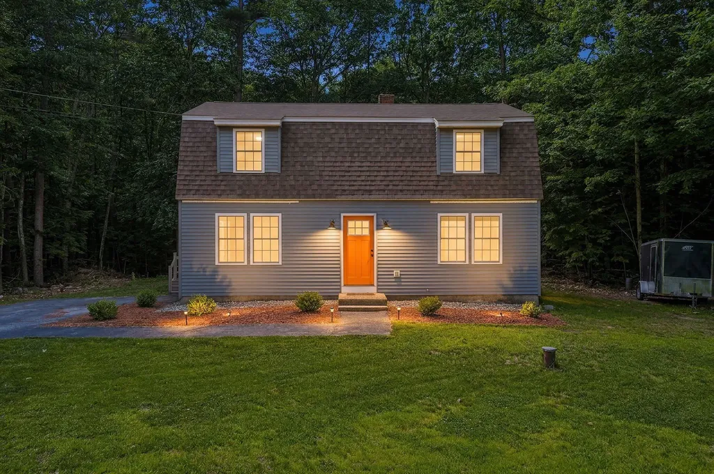 14 Rosewood Drive Bow NH 03304