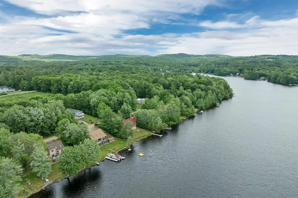 95 Georgetown Drive Barnstead NH 03225