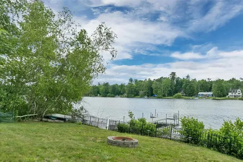 95 Georgetown Drive Barnstead NH 03225