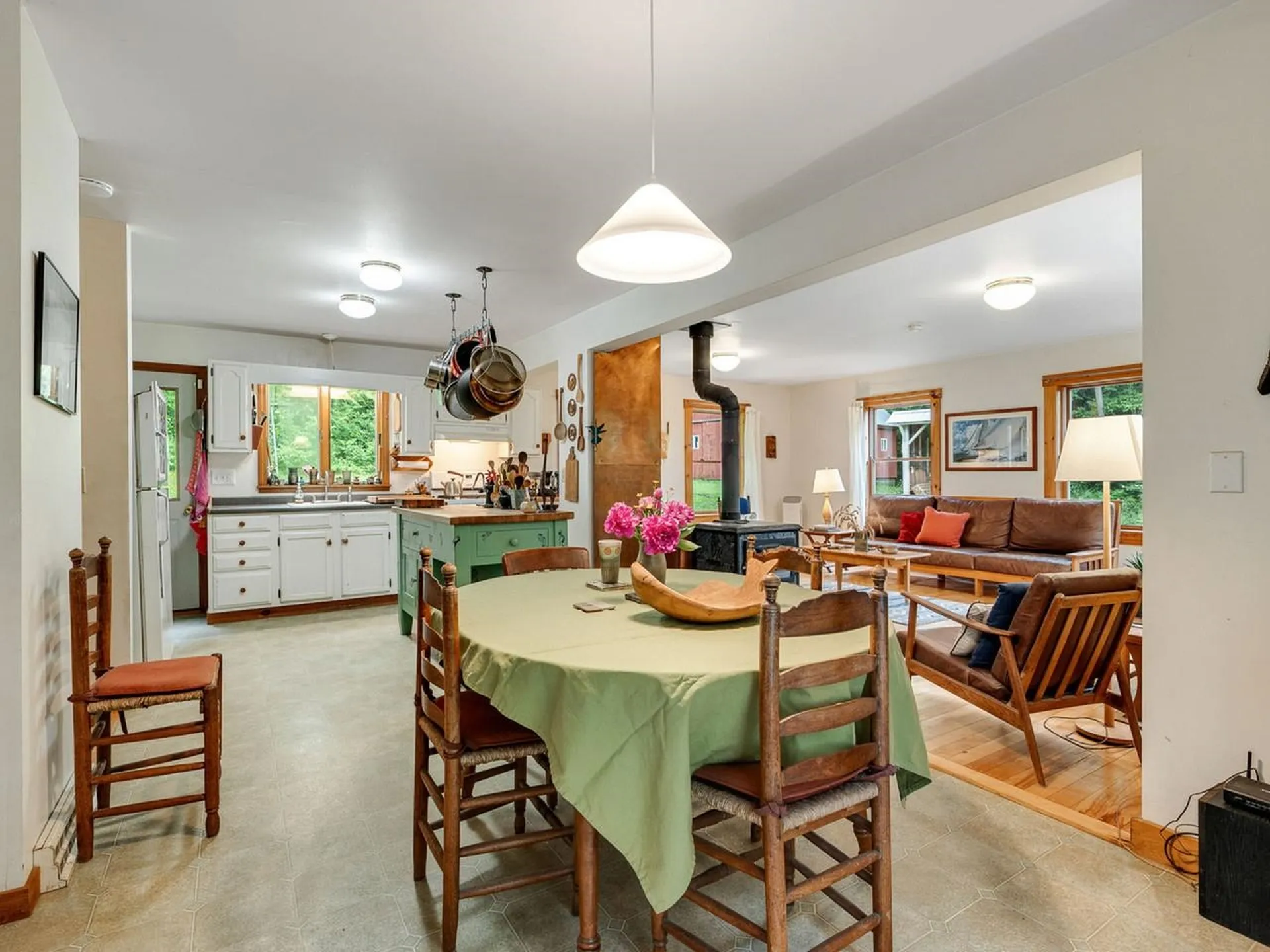 31 Burroughs Farm Road Ferrisburgh VT 05456