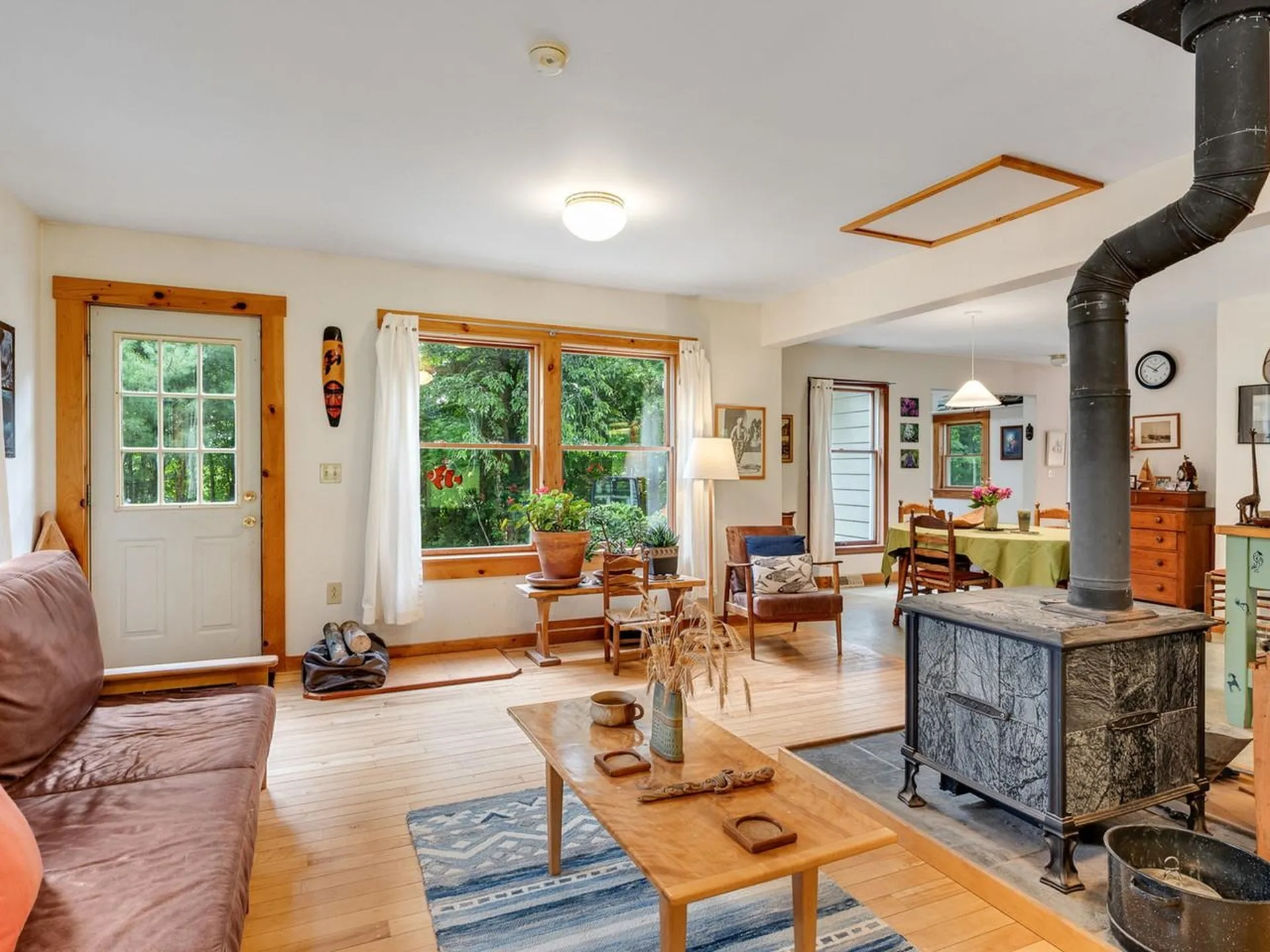 31 Burroughs Farm Road Ferrisburgh VT 05456