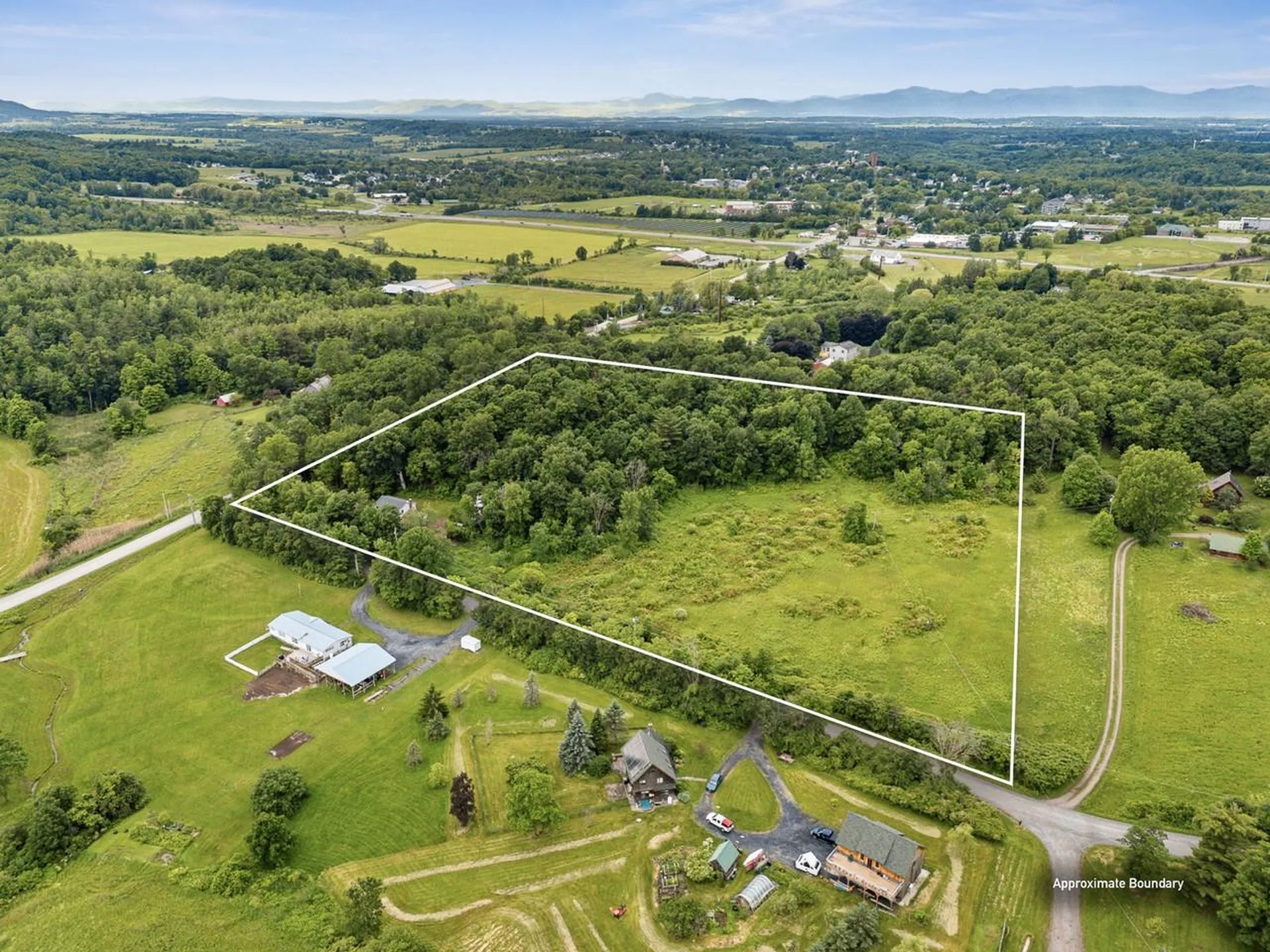 31 Burroughs Farm Road Ferrisburgh VT 05456