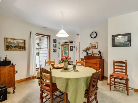 31 Burroughs Farm Road Ferrisburgh VT 05456