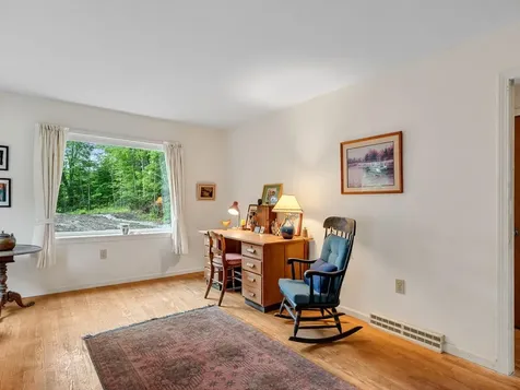 31 Burroughs Farm Road Ferrisburgh VT 05456
