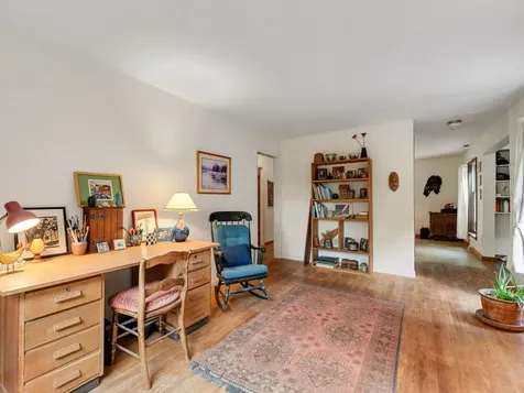 31 Burroughs Farm Road Ferrisburgh VT 05456