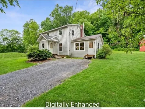 31 Burroughs Farm Road Ferrisburgh VT 05456