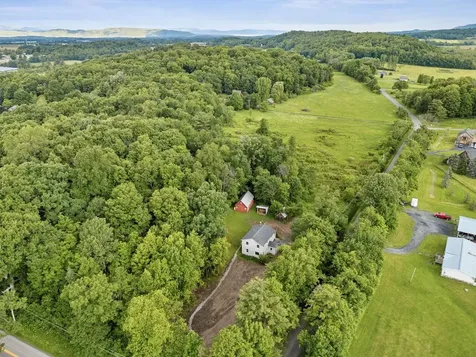 31 Burroughs Farm Road Ferrisburgh VT 05456