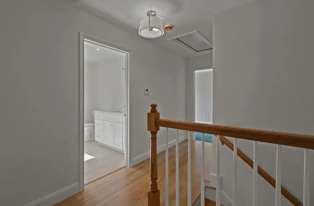 106 Lock Street Nashua NH 03064
