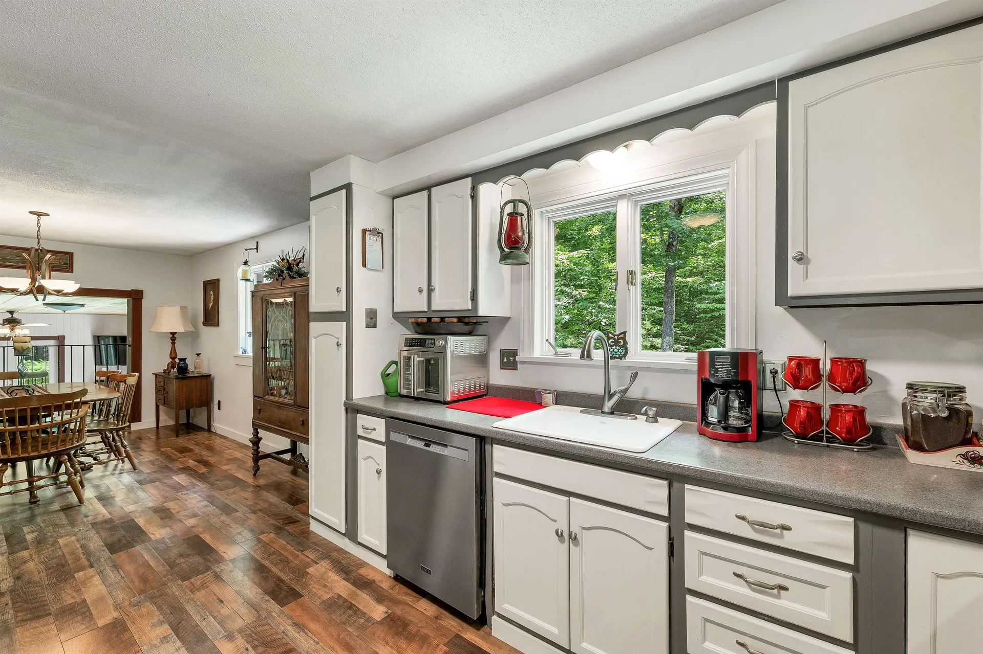 539 N Main Street Wolfeboro NH 03894