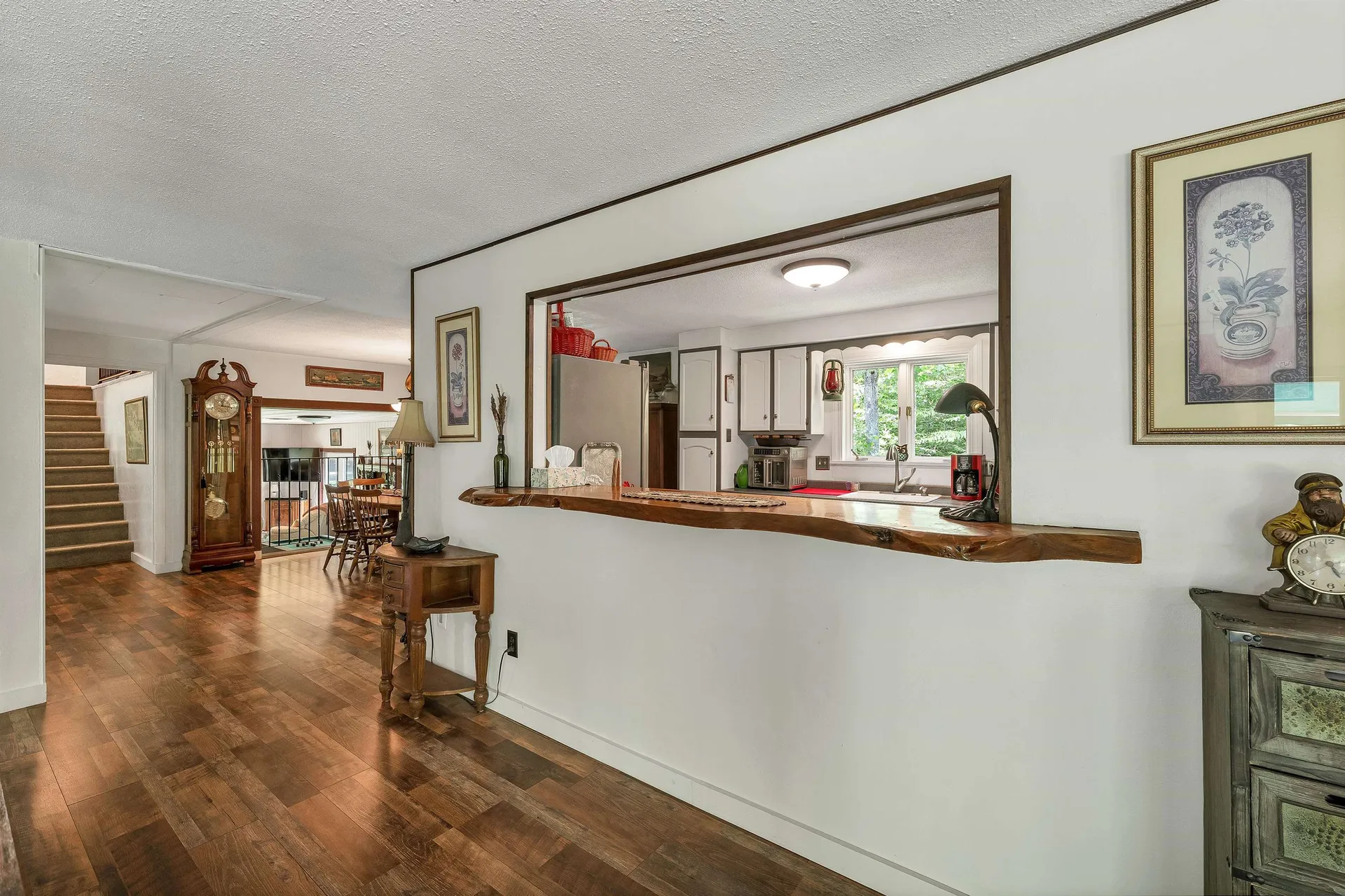 539 N Main Street Wolfeboro NH 03894