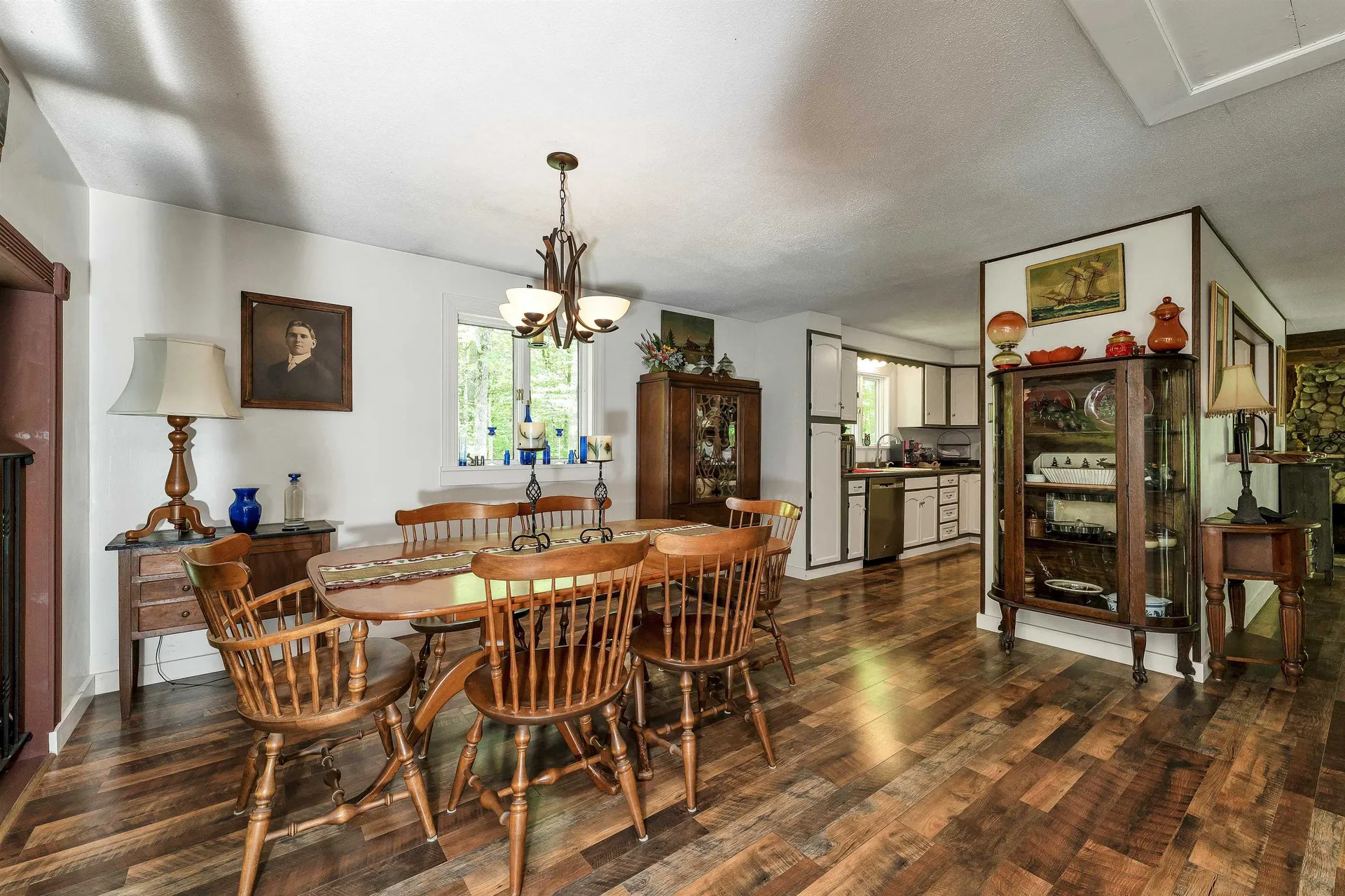 539 N Main Street Wolfeboro NH 03894