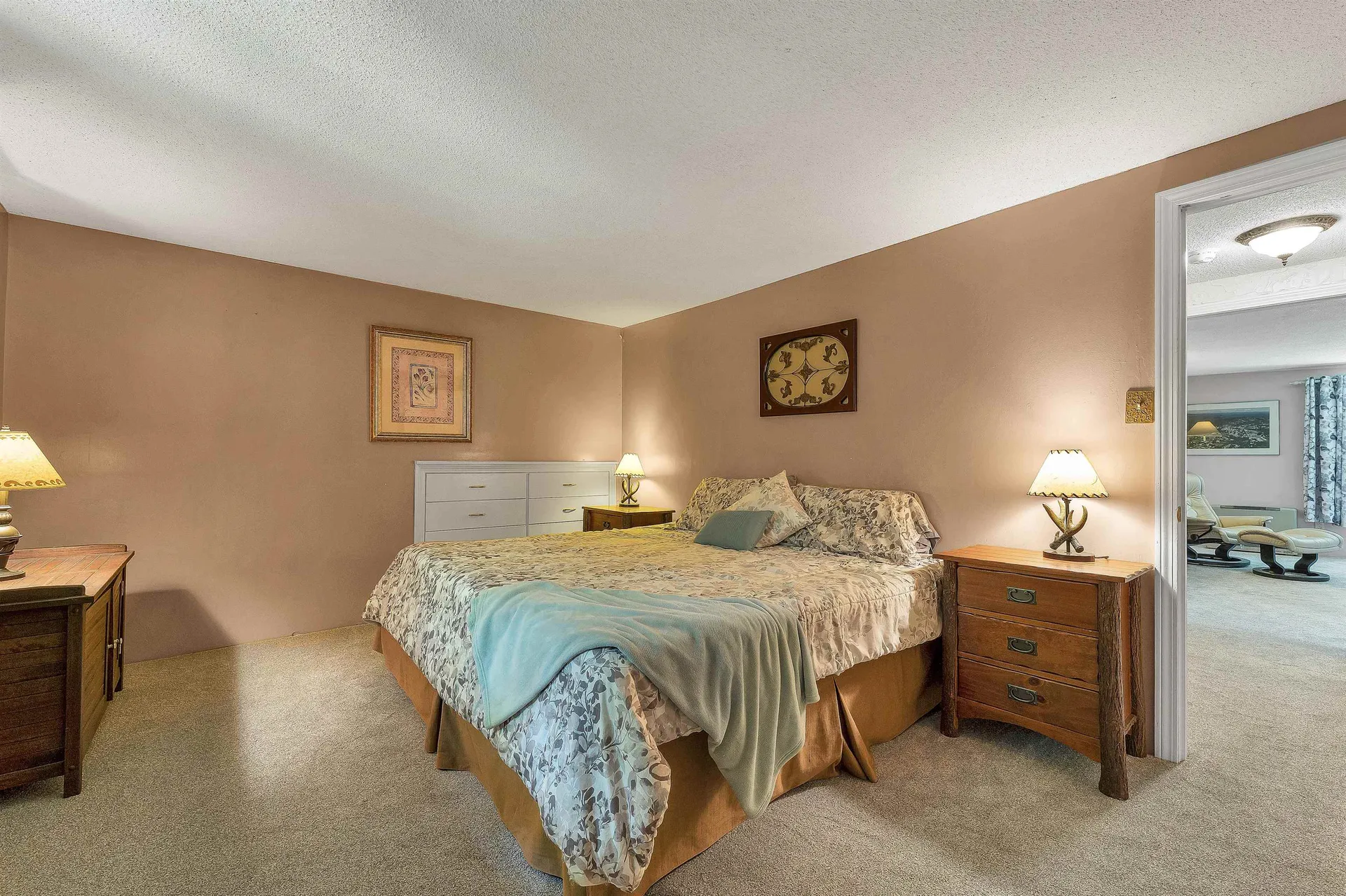 539 N Main Street Wolfeboro NH 03894