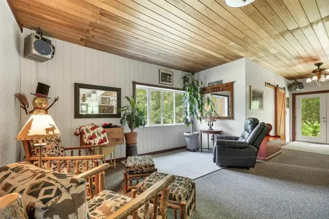 539 N Main Street Wolfeboro NH 03894