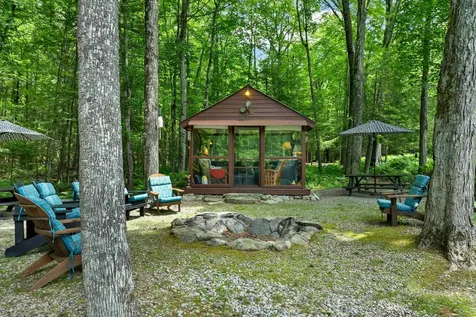539 N Main Street Wolfeboro NH 03894