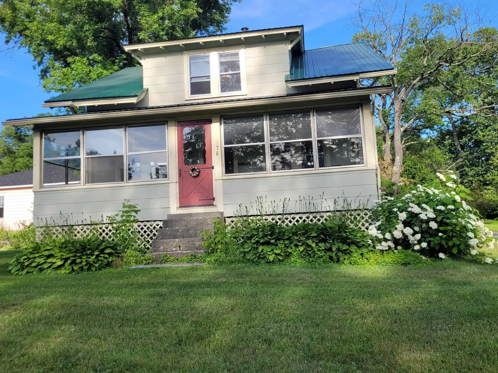 178 Sanger Circle St. Johnsbury VT 05819