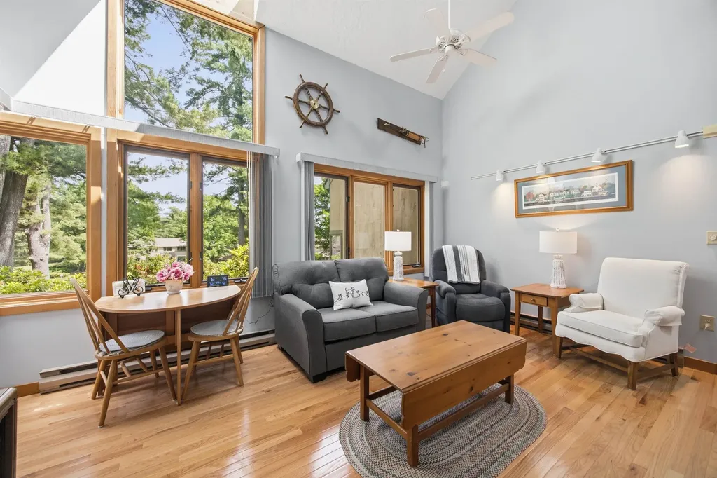 2696 Lake Shore Road Gilford NH 03249