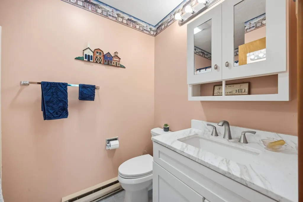 2696 Lake Shore Road Gilford NH 03249