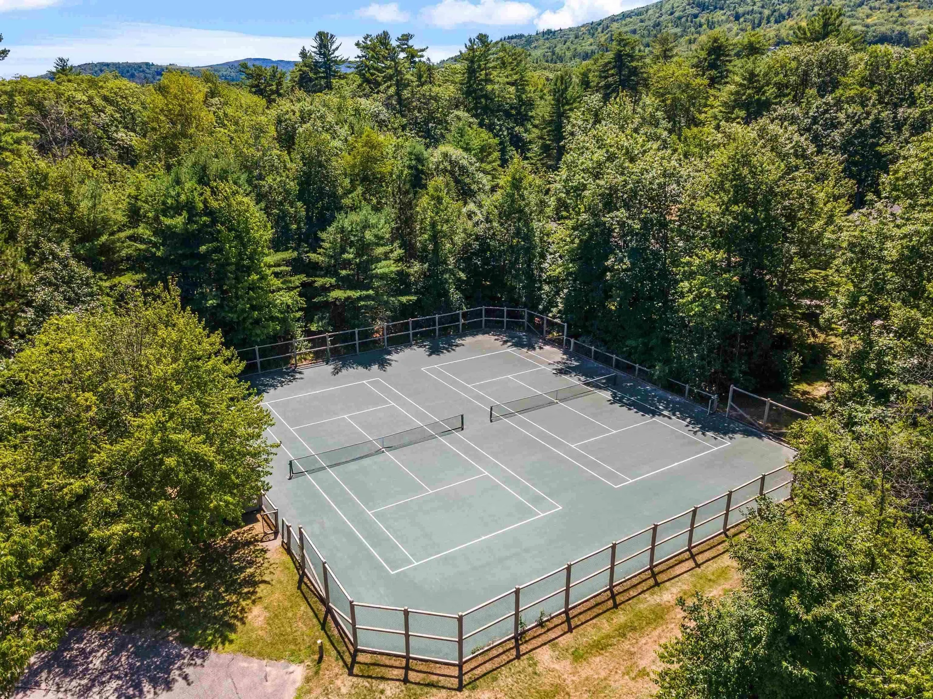 2696 Lake Shore Road Gilford NH 03249