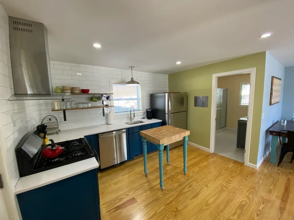 25 East Bow Street Franklin NH 03235
