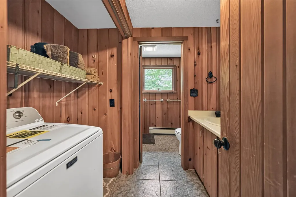 427 Cross Road Goshen NH 03752